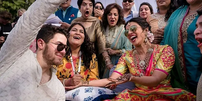 Terluka di Pesta Sangeet, Priyanka Chopra Panggil Dokter Sebelum Gelar Mehendi