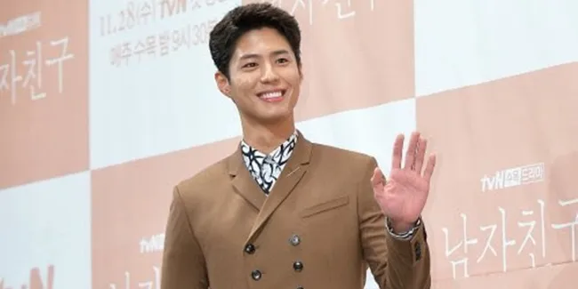 Ternyata Ini Alasan Park Bo Gum Sempat Panjangkan Rambutnya