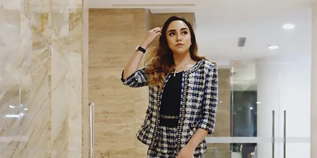Terungkap! Inilah Penampakan Wajah Pacar Bule Salmafina Sunan, Dibilang Mirip Massimo '365 DAYS'