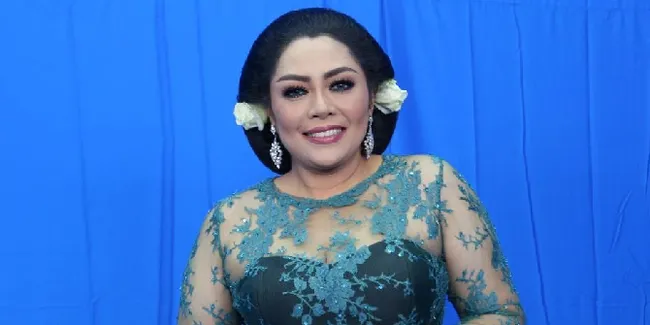 Terus Semangat Lestarikan Keroncong Langgam, Indra Utami Tamsir Rilis Album Baru