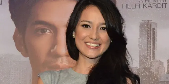 'THE RAID 2' Rilis Foto Julie Estelle Sebagai Hammer Girl