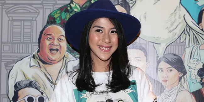 'THE WEDDING AND BEBEK BETUTU' Rilis, Adinda Thomas Hampir Nangis