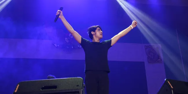 'The World Of Aliando' Sukses Bikin Alicious Kota Malang Menjerit