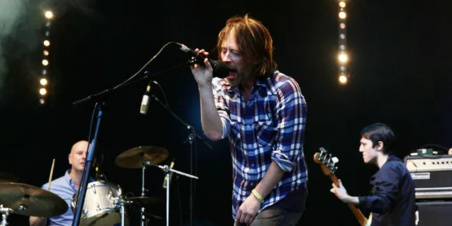 Thom Yorke Minta Ajari Flea RHCP Berselancar