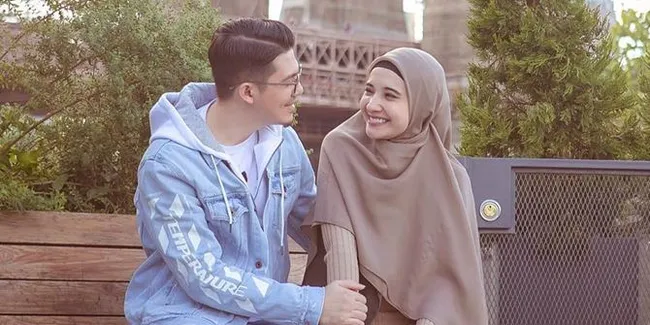 Tidak Menentang, Zaskia Sungkar Beri Izin Irwansyah Menikah Lagi?