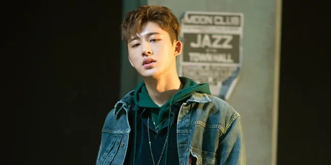 Tindakan B.I. iKON Saat Muncul di Hadapan Publik Tuai Pujian dari Penggemar