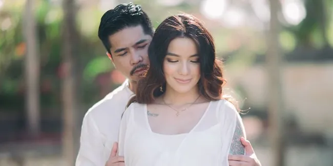 Tinggal Hitung Hari Jelang Persalinan, Sheila Marcia dan Suami Sudah Siapkan Nama Sang Calon Bayi