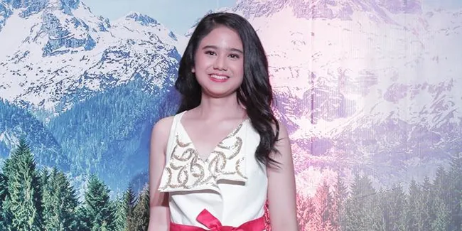 Tissa Biani, Pertama Kali ke Eropa Gratis dan Dibayar