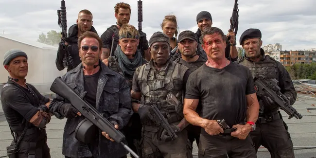 Tonton Rentetan Adegan 'Gila' Hanya di 'EXPENDABLES 3'