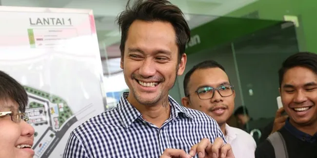 Tora Sudiro Bertemu dan Say Hi Dengan Iwa K di RSKO