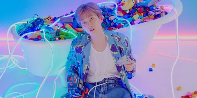 Transformasi Jadi MD Perusahaan Fashion, Eunhyuk Super Junior Ditantang Padukan Busana 'Boyfriend Look'