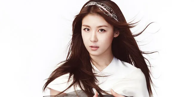 Transformasi Sempurna Ha Ji Won Menjadi Pria, Ganteng?