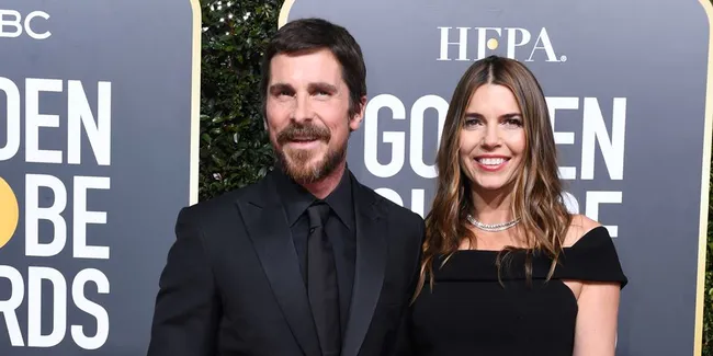 Ucap Terima Kasih Pada Setan di Golden Globes, Christian Bale Kini Jadi Kontroversi