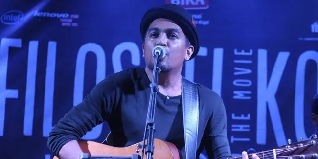 Unggah Foto Aura Kasih, Glenn Fredly Resmi Pacaran?