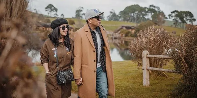 Unggah Momen Kenangan Bareng Glenn Fredly di NTT, Mutia Ayu Banjir Dukungan