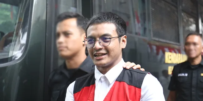 Vadel Badjideh Dituntut 12 Tahun Penjara Atas Kasus Asusila, Serahkan ke Allah Saja