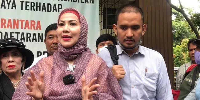 Venna Melinda Cabut Gugatan Cerai di Pengadilan Agama Terhadap Ferry Irawan