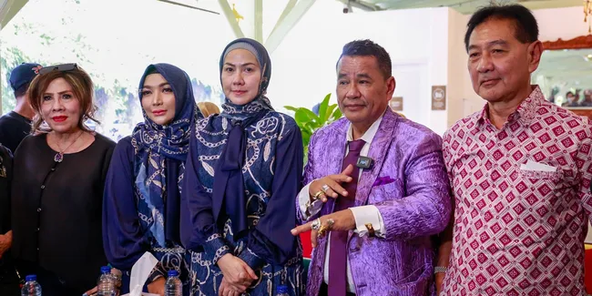 Venna Melinda Sebut Ferry Irawan Cemburuan: Larang Telepon dan Buat Vlog Dengan Lawan Jenis