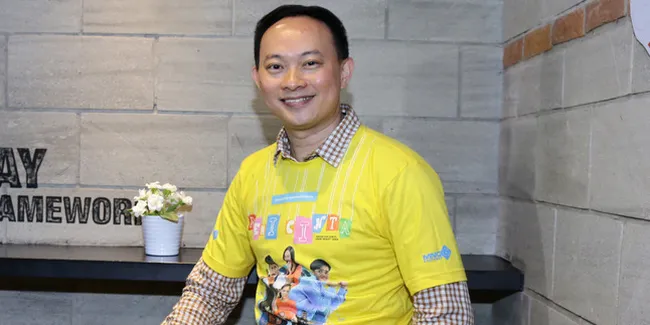 Verdi Solaiman Berperan Sebagai Direktur Musica di Film Chrisye