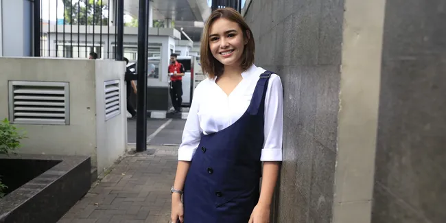 Video Berangkulan Mesra dengan Billy Syahputra Tersebar Luas, Amanda Manopo: Baju Gue Lagi Kagak Bagus