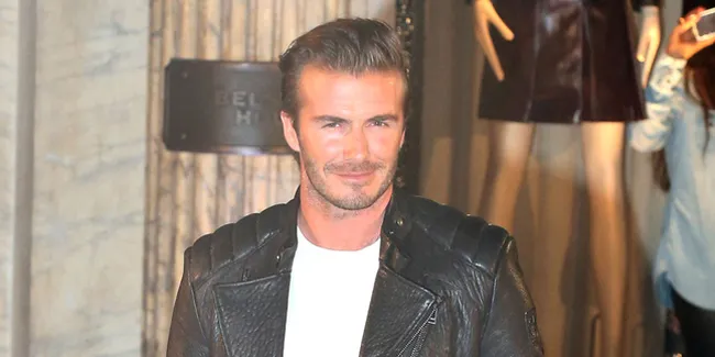 Video David Beckham Usai Mengalami Tabrakan Mobil
