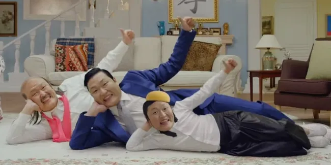 VIDEO: Saat Idol K-Pop Flashmob Bareng PSY - 'Daddy', Seru Abis!
