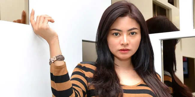 Vitalia Sesha Berfoto Cantik 3 Hari Setelah Ditangkap Polisi