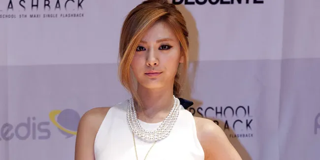 Wajah No Make Up Nana After School, Cantik Bening Tapi Jerawatan