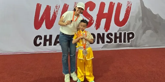 Winda Viska Bangga Putranya Maison Raih Perak di Wushu Championship Malang