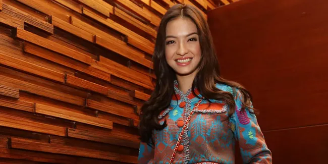 Yogyakarta Istimewa, Raline Shah Terpikat Lalapan dan Lesehan