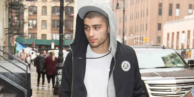 Zayn Malik Ingin Restu Sang Ayah Dalam Lagu 'Flower'