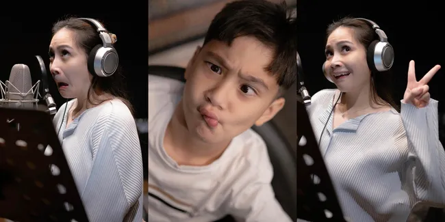 10 Potret Nagita Slavina Rekaman, Ekspresi Kocak Plek Ketiplek Rafathar - Dipuji Tetap Cakep Meski Bikin Wajah Aneh