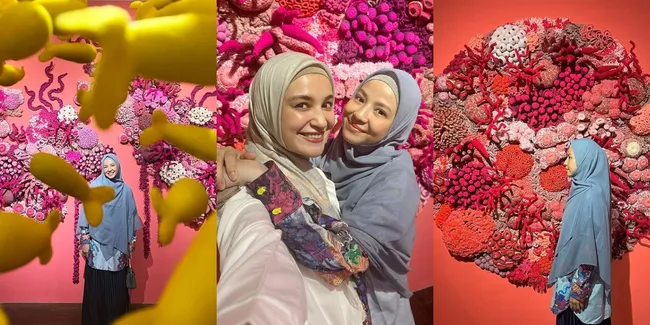 10 Potret Penampilan Natasha Rizky Hadiri Pameran Fashion, Cantik Paripurna Meski Minim Riasan - Stylish Tapi Tetap Syar'i