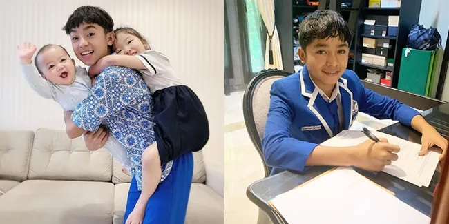 6 Potret Betrand Peto Saat Ujian Sekolah dari Rumah, Tetap Pakai Seragam