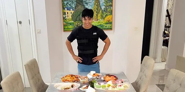 7 Menu Buka Puasa Seleb Hari Pertama Ramadan, Ada yang Masak Sendiri hingga Berbagi ke Warga