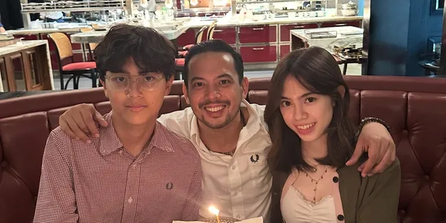 7 Potret Adilla Dimitri Rayakan Ultah Bareng Dua Anaknya, Sederhana - Penuh Makna