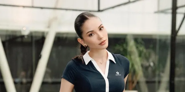 7 Potret Alyssa Daguise Olahraga Saat Hamil