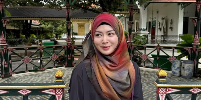 7 Potret Ayana Moon Akan Lanjut Kuliah ke Oxford University, Bukti Fokus ke Pendidikan