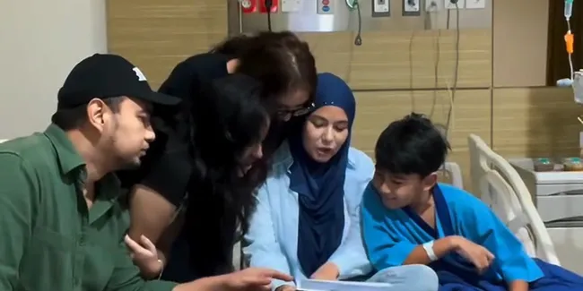 7 Potret Bambang Anak Bungsu Bebi Romeo dan Meisya Siregar Dirawat di RS, Alami Kelainan Autoimun