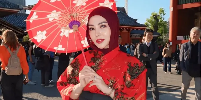 7 Potret Bella Shofie Kenakan Kimono Saat Liburan ke Jepang, Cantik Menawan