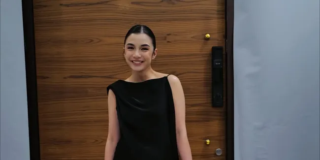 7 Potret Dapur Chelsea Olivia yang Bergaya Minimalis Modern, Punya Kesan Hangat