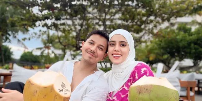 7 Potret Fairuz A. Rafiq Honeymoon Kedua Bareng Sonny Septian di Bali, Selalu Mesra