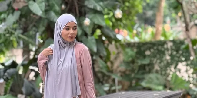 7 Potret Meisya Siregar Packing Persiapan Liburan Musim Dingin Pertama Kali, Bawa Koper Terbatas