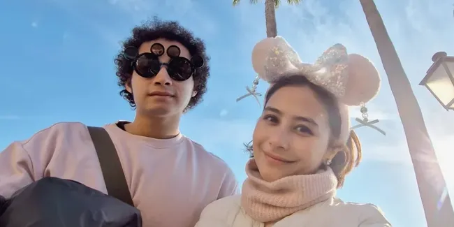 7 Potret Prilly Latuconsina Main ke DisneySea: Impian Masa Kecil Jadi Nyata!