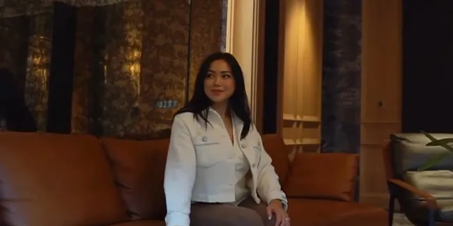 7 Potret Rumah Baru Jessica Iskandar dan Vincent Verhaag, yang Bergaya Modern Elegan