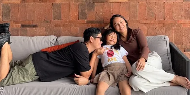 7 Potret Rumah Orang Tua Pemain FTV Inne Azri, Homey - Masuk Gang Sempit