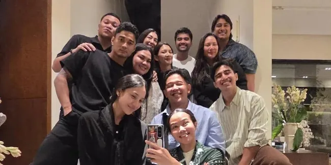 7 Potret Seleb yang Hadir di Tahlilan Vidi Aldiano, Terlihat Sudah Ikhlas