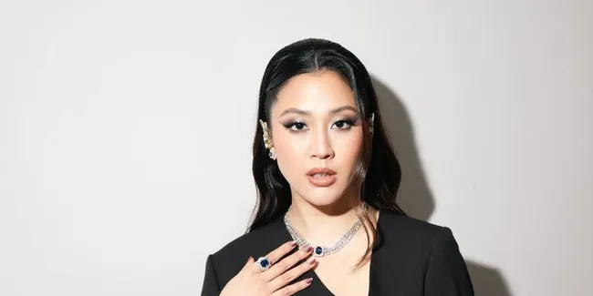 7 Potret Sherina Munaf Jadi Music Director Di FFI 2025, Begini Persiapannya