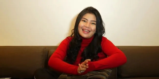 7 Tanggapan dan Caption Instagram Rosa Meldianti, Makin Bijak Deh