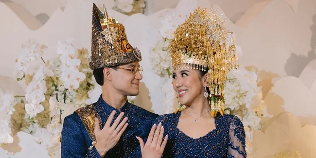 8 Potret Akad Nikah Elegan Teuku Rassya dan Cleantha Islan Usung Adat Aceh